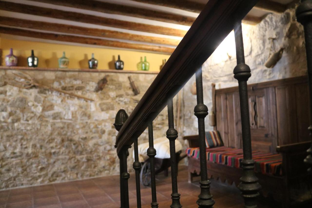 Casa Rural Tres Regiones Ontinena ภายนอก รูปภาพ