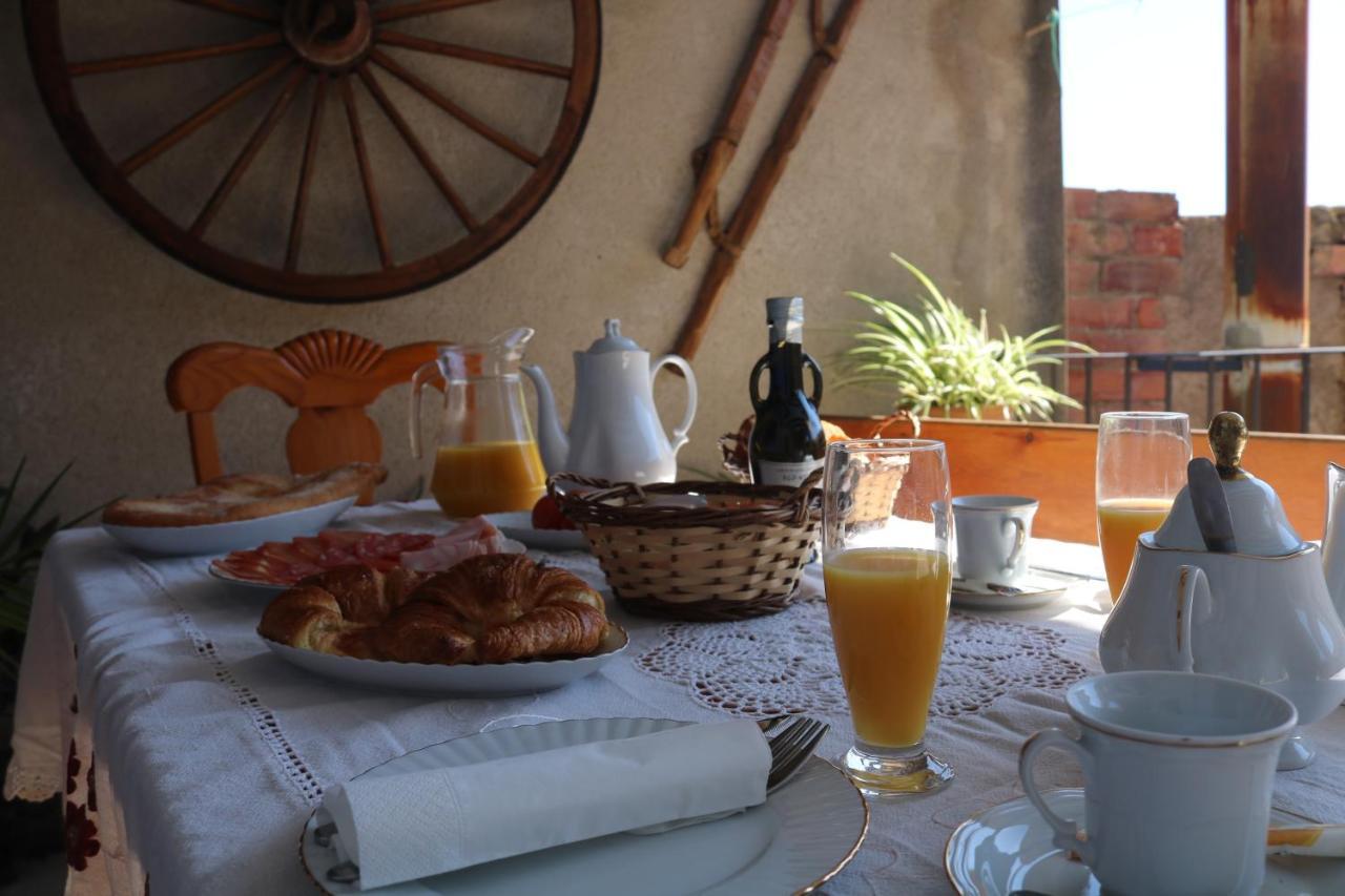 Casa Rural Tres Regiones Ontinena ภายนอก รูปภาพ